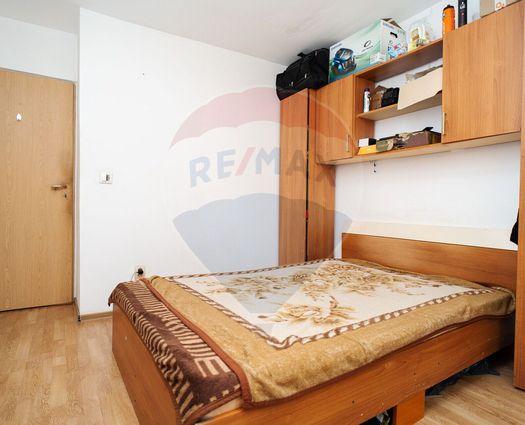 Apartament 3 camere Alexandru cel Bun, 59 mp
