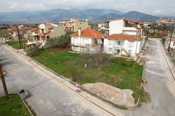 Teren de colț 305 mp, zona stadion, Drama anunturi imobiliare Grecia