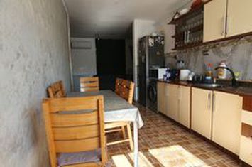 Vand  apartament cu 2 camere pe Florilor 41 in Floresti! anunturi imobiliare Cluj