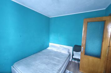 Garsonieră de vanzare RADAUTI - Suceava anunturi imobiliare Suceava