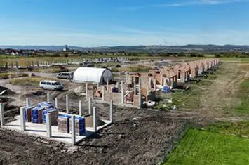 Vilă - 4 camere de vanzare SANGEORGIU DE MURES - Mures anunturi imobiliare Mures