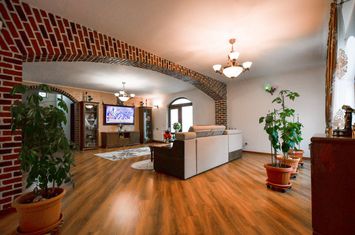Vilă - 6 camere de vanzare CONSTANTA - Constanta anunturi imobiliare Constanta