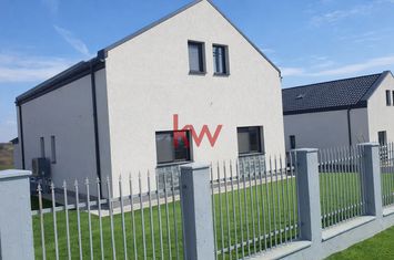 Casă - 5 camere de vanzare ARONEANU - Iasi anunturi imobiliare Iasi