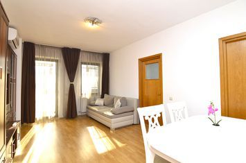 Apartament 3 camere de inchiriat UNIRII - Bucuresti anunturi imobiliare Bucuresti