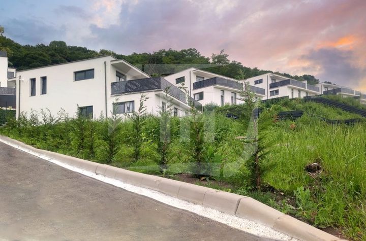 Casă - 4 camere de vanzare POPESTI - Cluj anunturi imobiliare Cluj