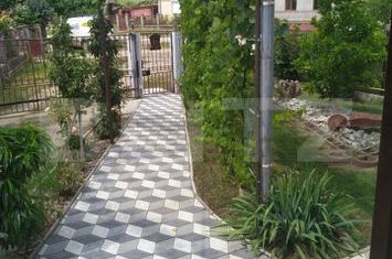 Casă - 6 camere de vanzare FLORESTI - Cluj anunturi imobiliare Cluj