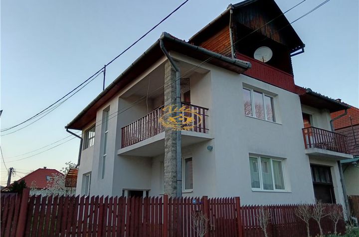 Casă - 9 camere de vanzare PRAID - Harghita anunturi imobiliare Harghita