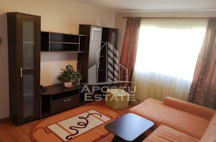 Apartament cu 3 camere, etaj intermediar, zona Circumvalatiunii anunturi imobiliare Timis