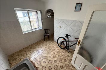 Apartament 3 camere de vanzare CAMPINEANCA - Vrancea anunturi imobiliare Vrancea