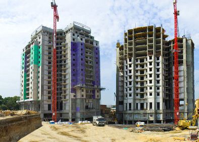 Proiecte imobiliare amânate la nesfârşit: încep protestele!