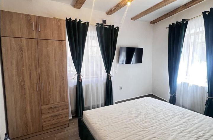 Apartament 2 camere de inchiriat AUREL VLAICU - Brasov anunturi imobiliare Brasov