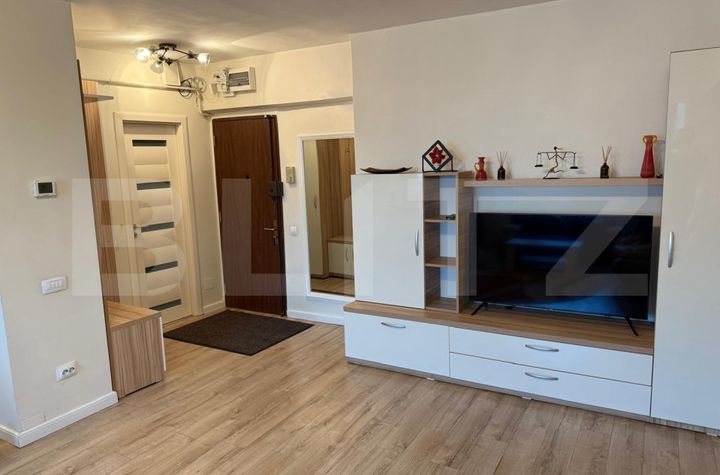 Apartament 3 camere de inchiriat CENTRU CIVIC - Iasi anunturi imobiliare Iasi