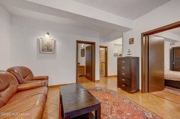 Apartament 3 camere Dorobanti| Eleganta clasica, locatie premium anunturi imobiliare Bucuresti