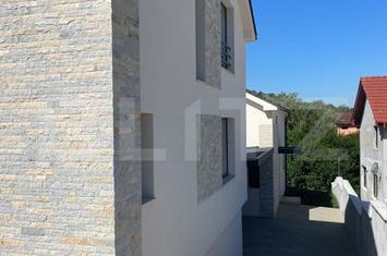 Casă - 4 camere de vanzare DEZMIR - Cluj anunturi imobiliare Cluj