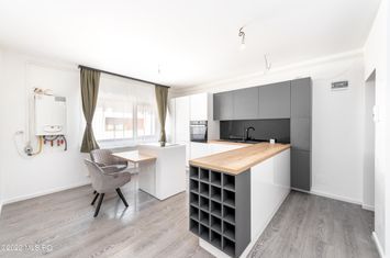 Apartament 3 camere de vanzare BUNA ZIUA - Cluj anunturi imobiliare Cluj