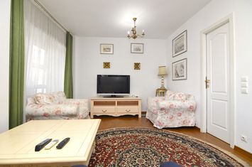 Apartament 3 camere de vanzare UNIRII - Bucuresti anunturi imobiliare Bucuresti
