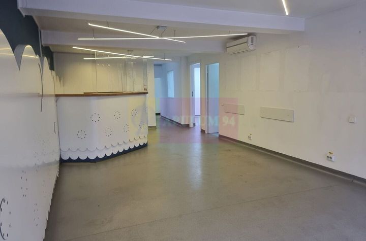 Spațiul este pretabil pentru Cabinet Medical Birouri Showroom anunturi imobiliare Bucuresti