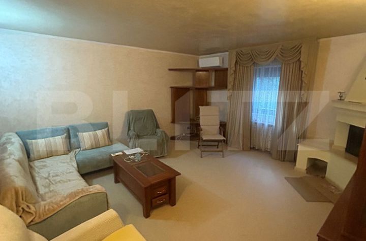 Vilă - 6 camere de vanzare LIPOVEI - Timis anunturi imobiliare Timis