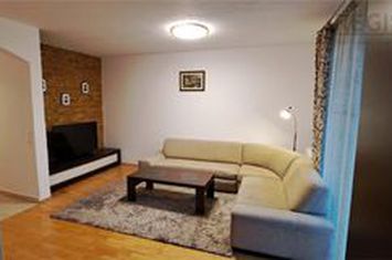 Apartament 2 camere de inchiriat AVANTGARDEN - Brasov anunturi imobiliare Brasov