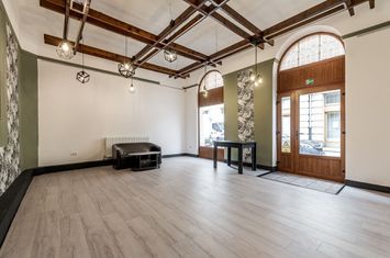 Spatiu comercial - str. Cicio Pop - 97 mp - COMISION 0 anunturi imobiliare Arad