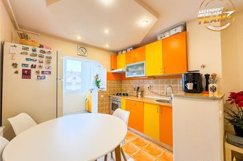 Apartament 2 camere de vanzare SEMICENTRAL - Covasna anunturi imobiliare Covasna
