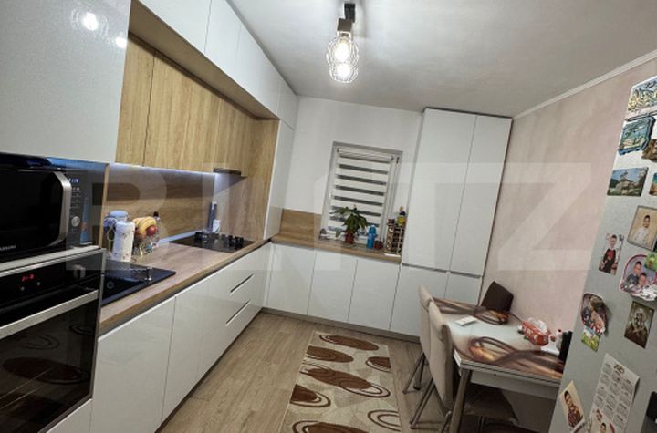 Apartament 3 camere de vanzare CLUJ-NAPOCA - Cluj anunturi imobiliare Cluj
