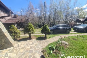 Vilă - 9 camere de vanzare BREAZA - Prahova anunturi imobiliare Prahova