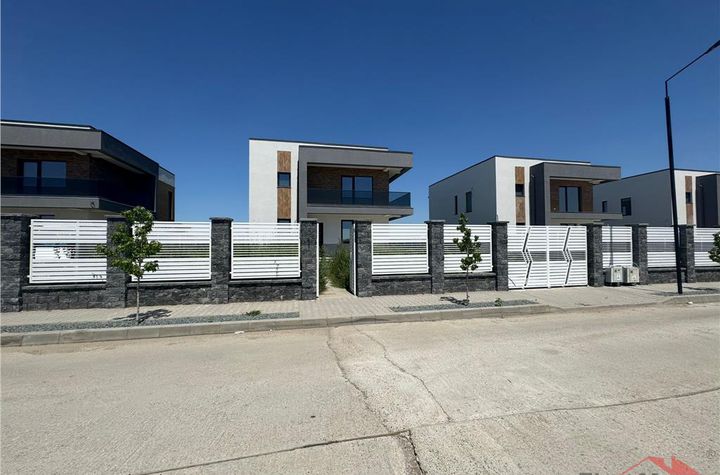 Spațiu comercial de inchiriat NORD - Vrancea anunturi imobiliare Vrancea