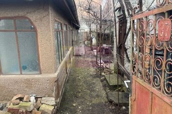 Teren cu casa demolabila din paianta Sos Alexandriei- Luk Oil. anunturi imobiliare Bucuresti