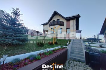 Vilă - 4 camere de vanzare BARNOVA - Iasi anunturi imobiliare Iasi