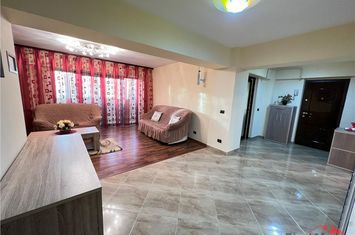 Apartament 3 camere de vanzare CENTRAL - Vrancea anunturi imobiliare Vrancea