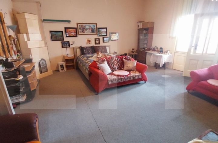Apartament 4 camere de vanzare ARAD - Arad anunturi imobiliare Arad