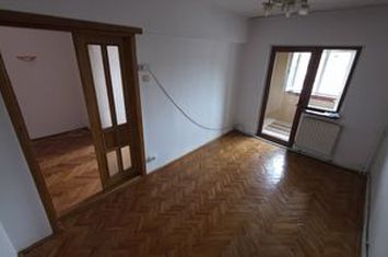 Apartament 2 camere central , 57 mp Petrosani, Hunedoara anunturi imobiliare Hunedoara