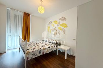 Apartament 2 camere, curte proprie, loc de parcare, Torontalului anunturi imobiliare Timis