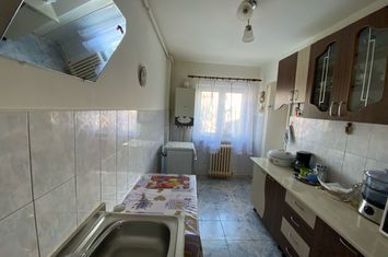 Apartament 2 camere de vanzare VASILE AARON - Sibiu anunturi imobiliare Sibiu