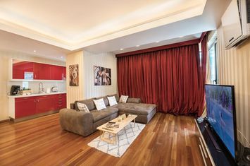 Inchiriere 3 camere Aviatiei - North Area Lake View anunturi imobiliare Bucuresti