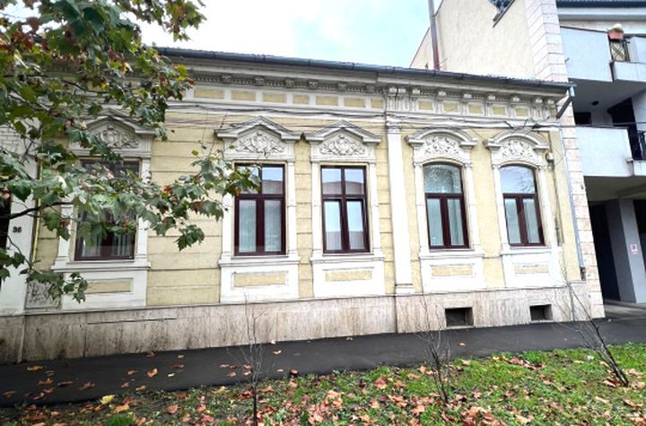 Apartament 3 camere de vanzare ORADEA - Bihor anunturi imobiliare Bihor