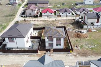 Vilă - 4 camere de vanzare COMUNA BERCENI - Bucuresti anunturi imobiliare Bucuresti