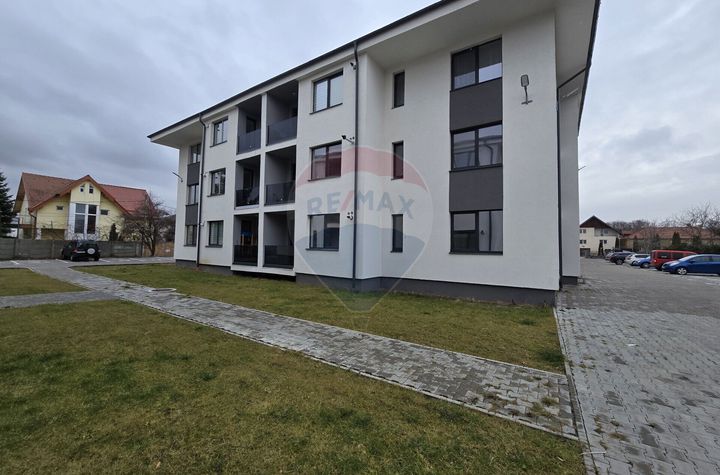 APARTAMENT 3 CAMERE DE VANZARE SELIMBAR anunturi imobiliare Sibiu