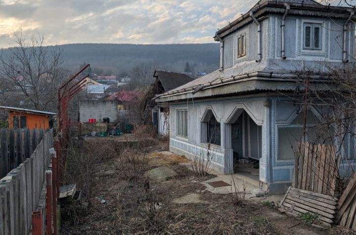 Casă - 3 camere de vanzare BACAU - Bacau anunturi imobiliare Bacau