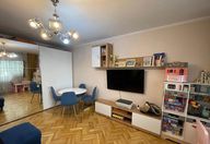215.000 €, Apartament 3 camere