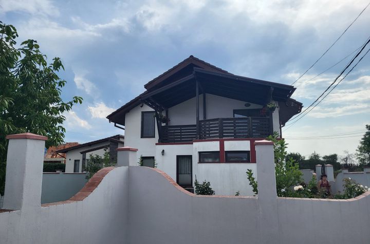 Casă - 4 camere de vanzare TARGU-JIU - Gorj anunturi imobiliare Gorj