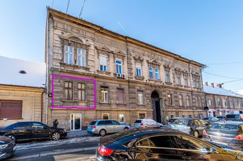 Apartament 2 camere + living – Ultracentral, str. Lucian Blaga anunturi imobiliare Arad