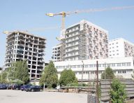 Cumpărătorii de locuinţe noi, prinşi în capcana precontractelor