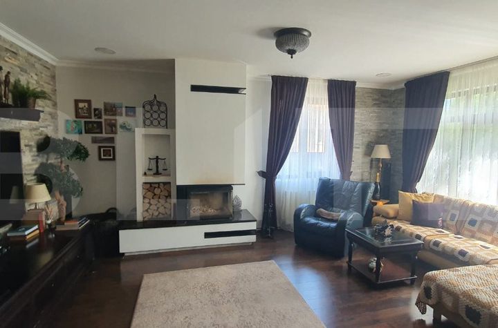 Vilă - 4 camere de vanzare TARGU MURES - Mures anunturi imobiliare Mures