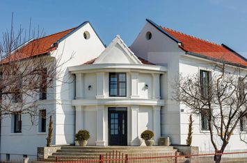 Casă - 6 camere de vanzare DUMBRAVITA - Timis anunturi imobiliare Timis
