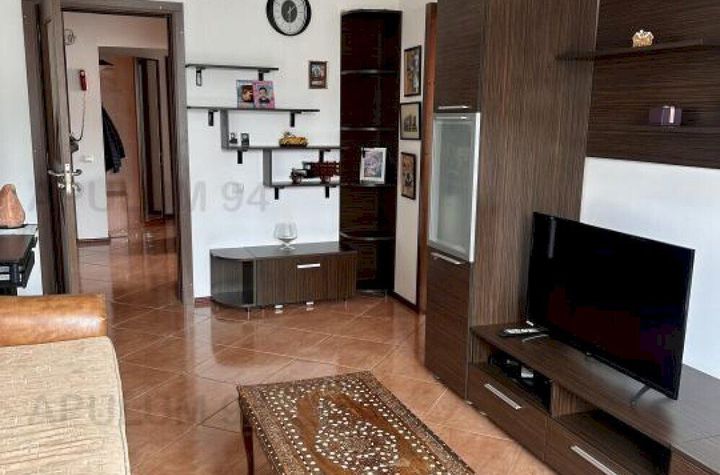 Apartament 3 camere Ghencea- Garleni anunturi imobiliare Bucuresti