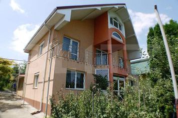 Vilă - 5 camere de vanzare NORD - Bacau anunturi imobiliare Bacau