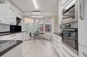 Vila individuala Pipera intersectie Iancu Nicolae anunturi imobiliare Bucuresti