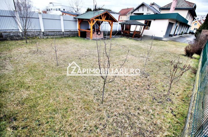 Casa+spatiu comercial cu trifazic,434 mp, 750 mp teren, anunturi imobiliare Mures